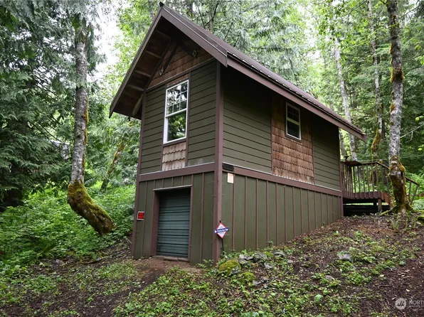 87250 NE Old Cascade Highway, Skykomish, WA 98288