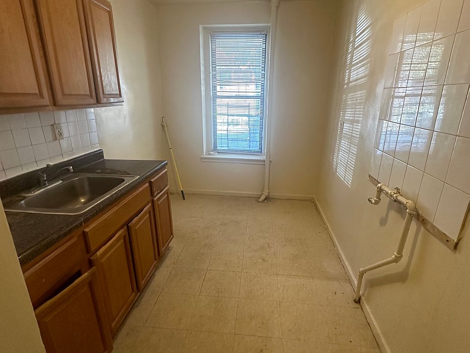 2nd image of 86-22 Dongan Ave #1M