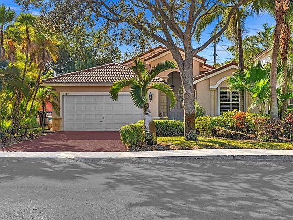 2nd image of 3860 SW 53rd Court