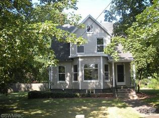 1924 Colfax Ave, Benton Harbor, MI 49022