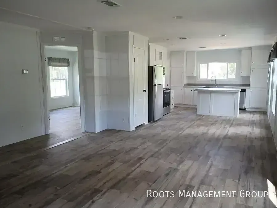 3 Bed 2 Bath Home Available for Lease at Devencrest & RV Park - Apply Now! — Photo 2