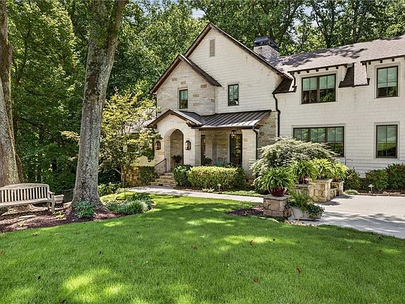 2nd image of 4584 Meadow Valley Dr