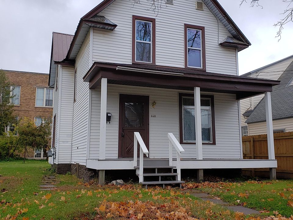 1st image of 304 Kimball St