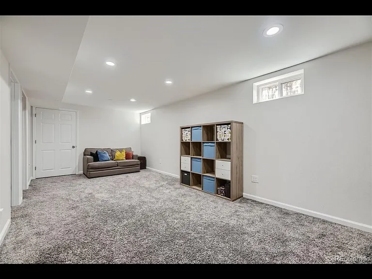 2971 W Saratoga Ave — Photo 11