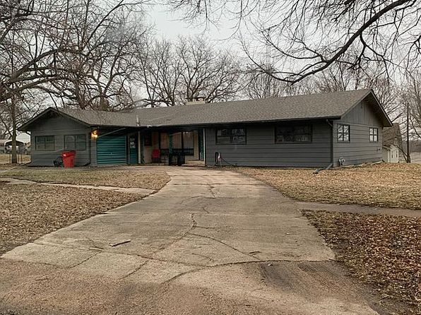 324 Maple St