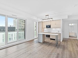8119 Birchmount Rd #1111, Markham, ON L6G 0E5