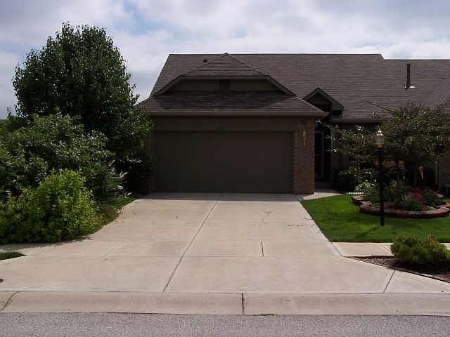 1st image of 628 N Stonemill Dr