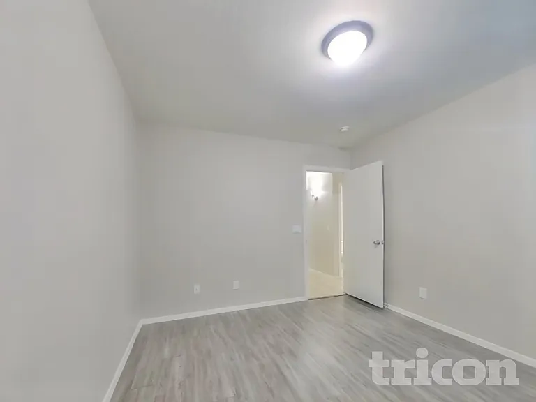 15456 W Desert Mirage Dr — Photo 14