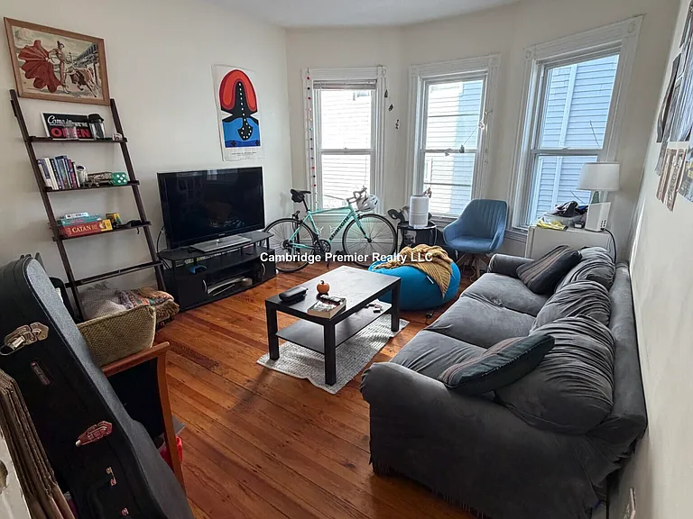 70 Winchester St #2 — Photo 10