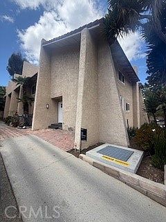 2nd image of 82 Avalon Terrace Rd