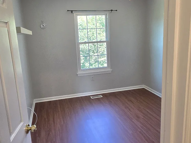 4686 Joanna Ct — Photo 42