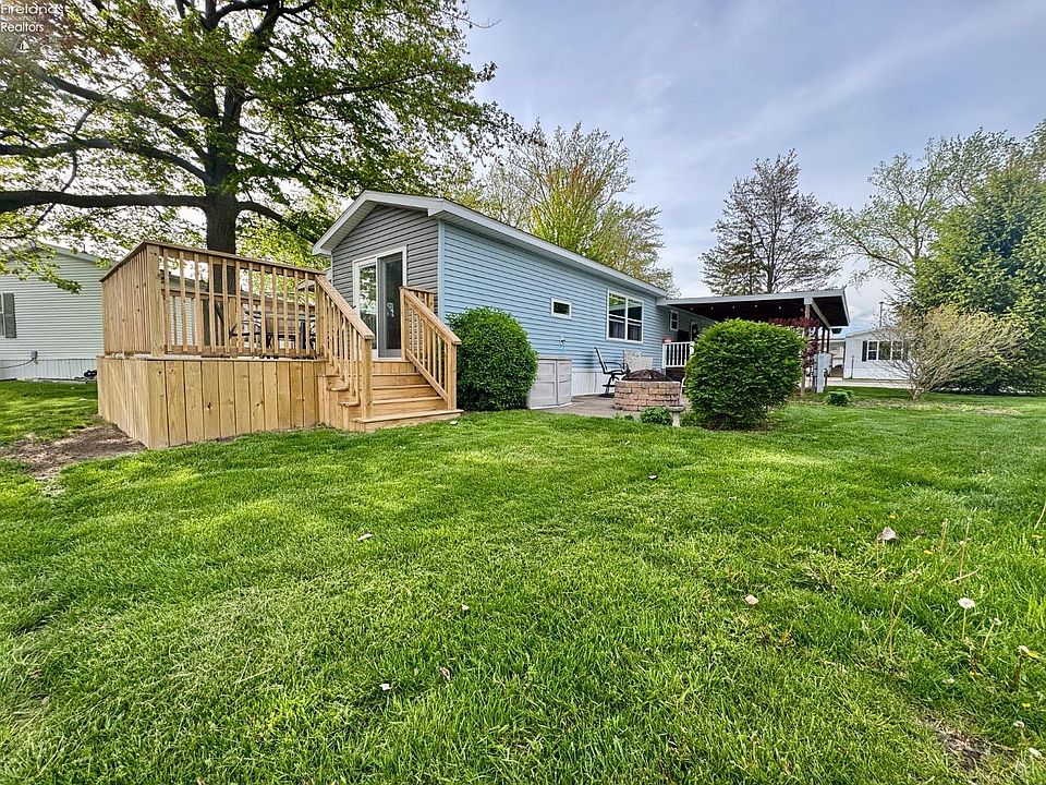 1st image of 115 Driftwood Dr
