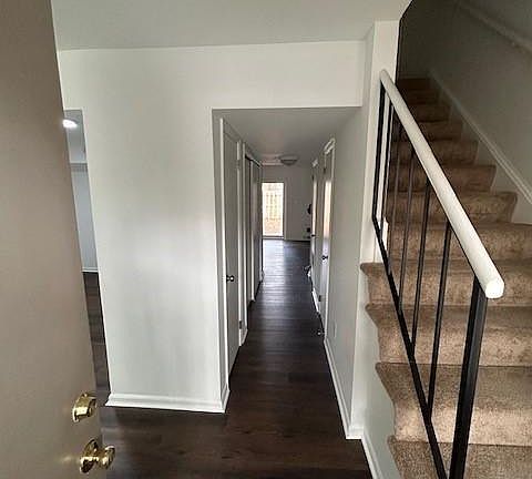 5th image of 1011 Willow Green Dr