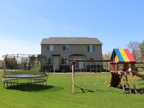 5th image of 10241 Woodgrove Ct