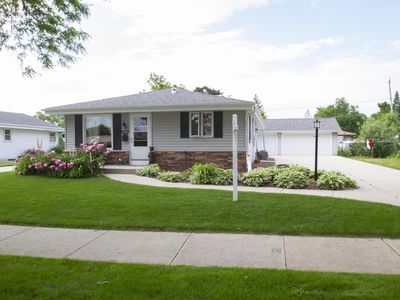 9712 W Eden Pl, Milwaukee, WI, 53228