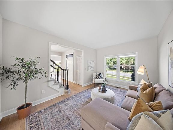 5th image of 8503 W 153rd St