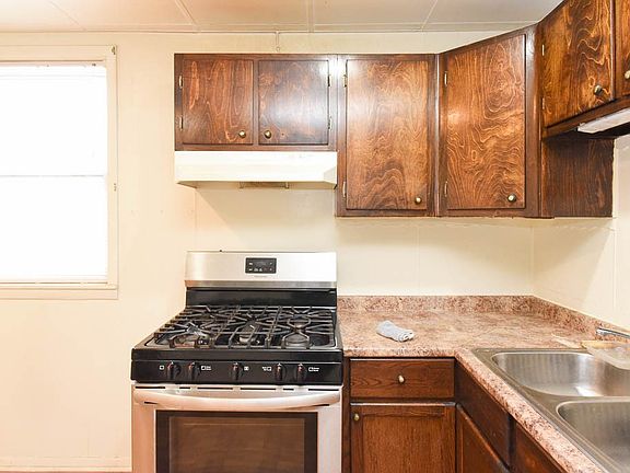 3rd image of 3734 W Wabansia Ave #R3