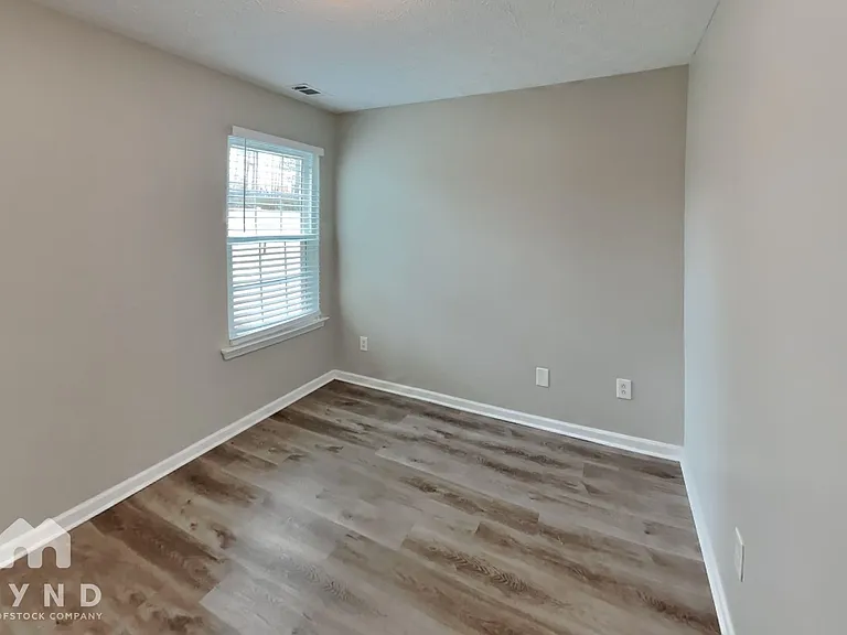 6155 Smoke Ridge Ln — Photo 13