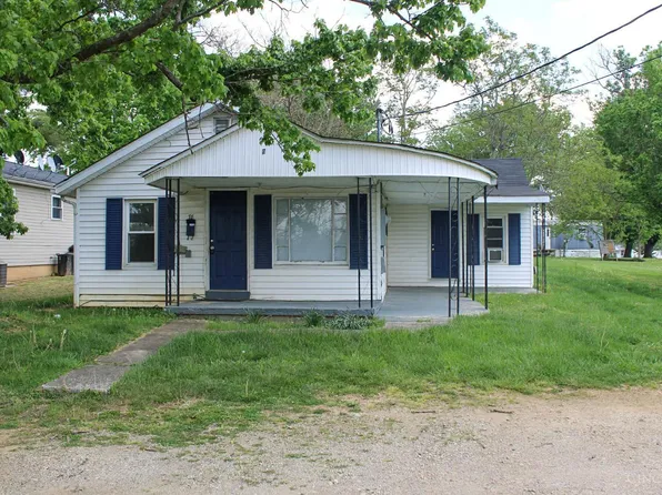 78 3rd St, Peebles, OH 45660