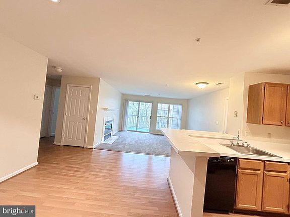 4th image of 3109 River Bend Ct APT D202