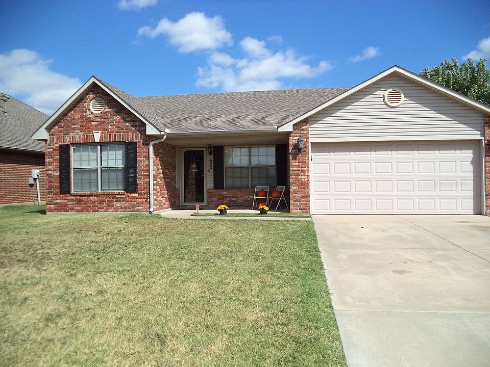 1st image of 1033 Cambridge Ct