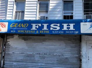 6630 Grand Ave, Maspeth, NY 11378