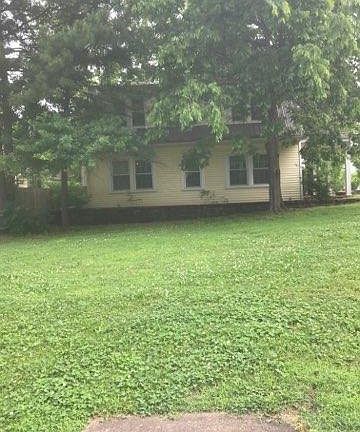 3rd image of 501 N Wilson Ave