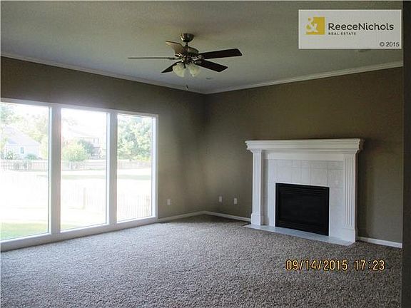 5th image of 1136 SW Summit Hill Dr