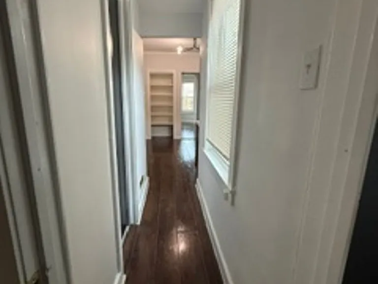 523 E End Ave — Photo 12