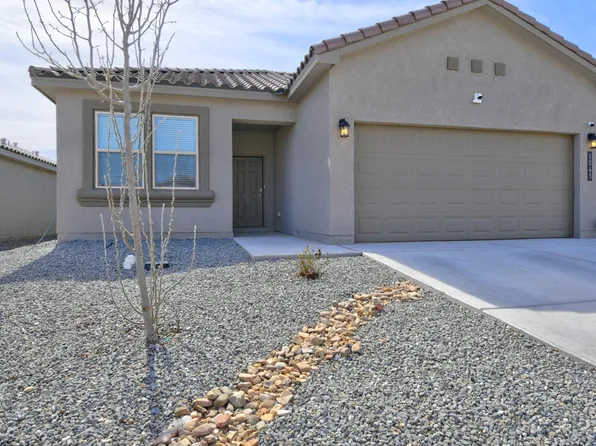 1043 Vallecito Loop NW, Los Lunas, NM 87031