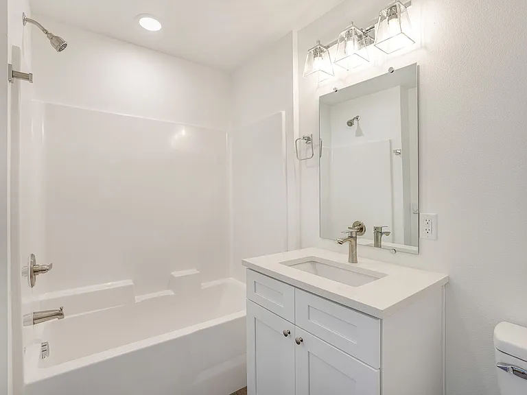 6841 N Montana Ave — Photo 27