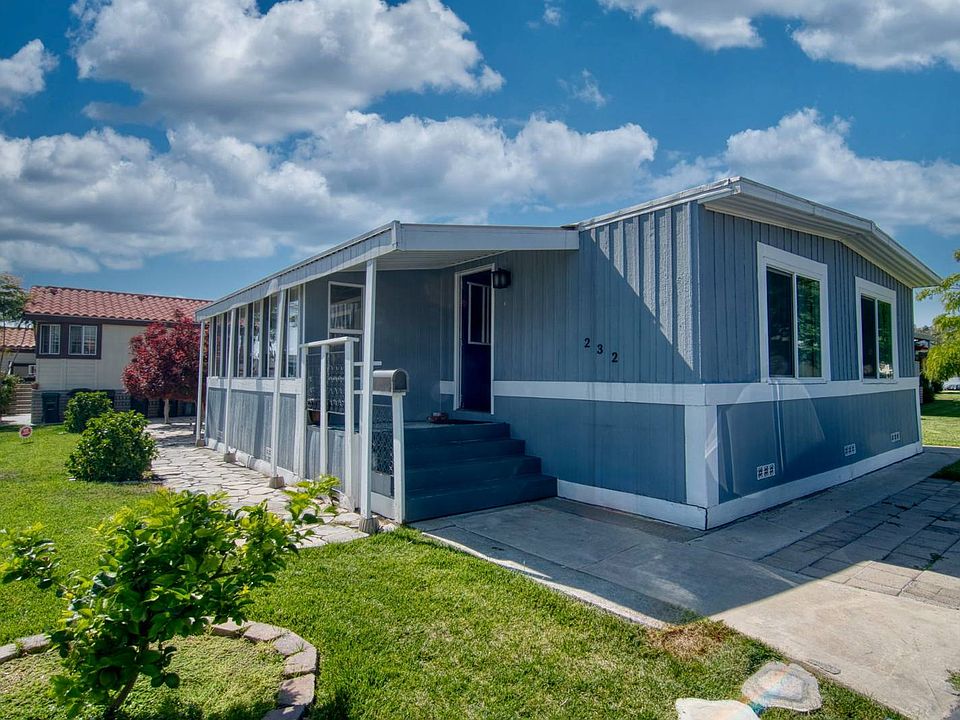 1st image of 5815 E La Palma Ave Space 232