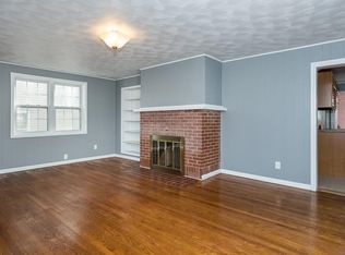 126 Osborne Ter, Springfield, MA 01104