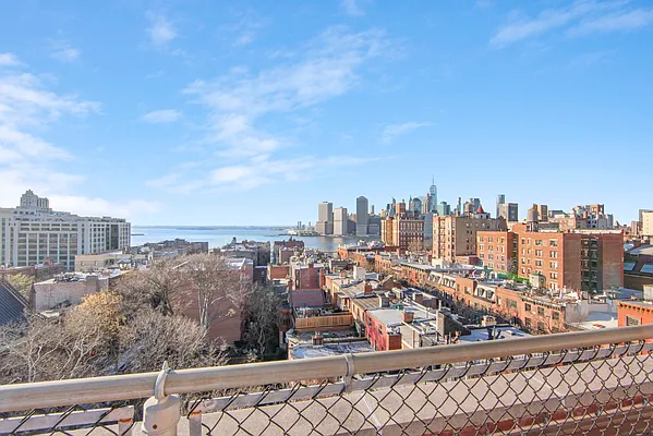 Sold by Realmart Realty LLC | media 43