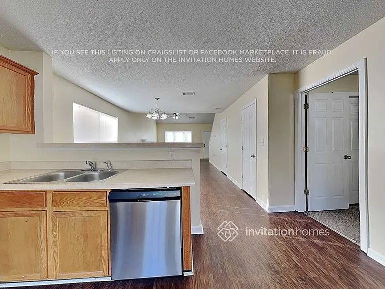 204 Tulane Dr — Photo 6