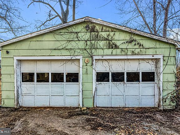 3rd image of 6354 Loudon Ave