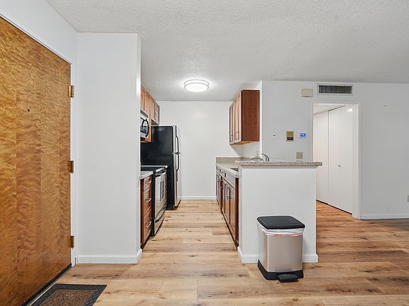 4th image of 4295 Via Arbolada Unit 208
