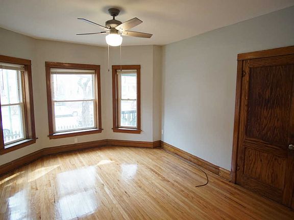 3rd image of 2214 W Eastwood Ave #1