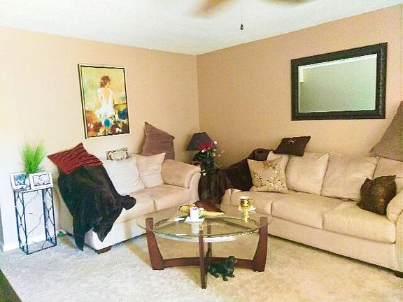 2nd image of 93 Westbury Cir #D