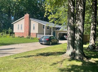 9311 Lorrich Dr, Mentor, OH