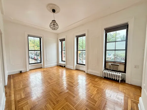 326 Cumberland St APT 2, Brooklyn, NY 11238