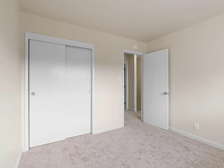 3400 Baxter Avenue — Photo 16
