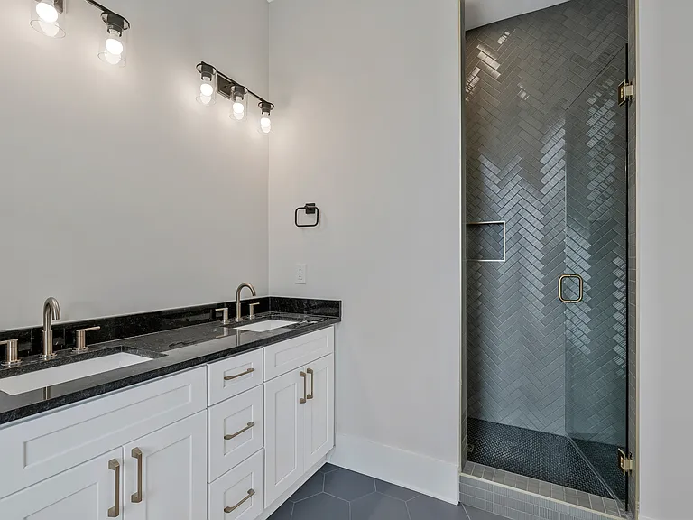 5301 Centennial Blvd #D — Photo 27