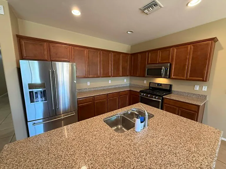 1147 E Empire Canyon Ln — Photo 14