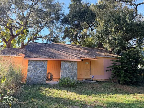 8200 N 22nd St, Tampa, FL 33604