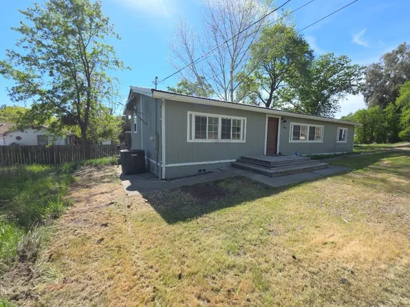 6099 Roland Dr, Lucerne, CA 95458