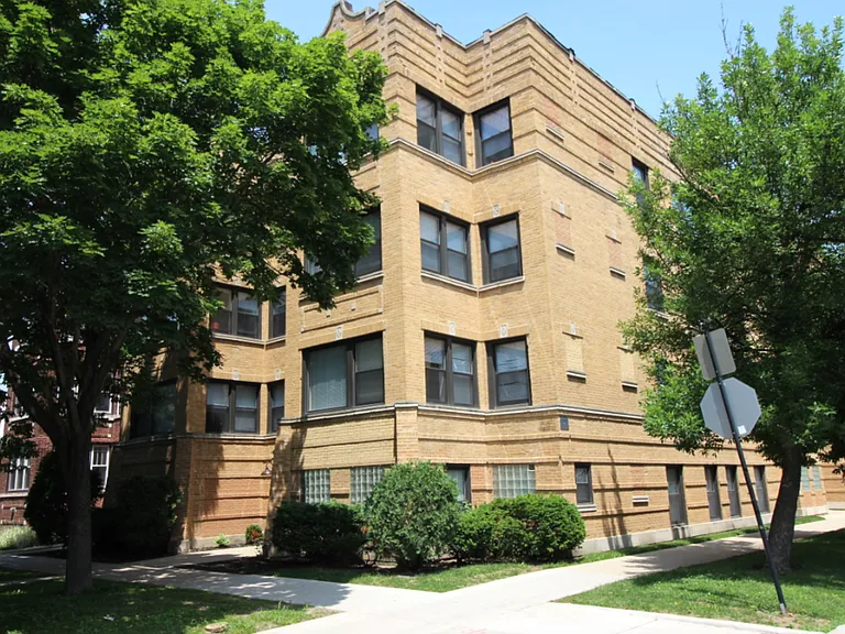 3216 W Argyle St #3 — Photo 12