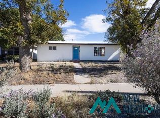 412 N Oak St, Carlsbad, NM 88220