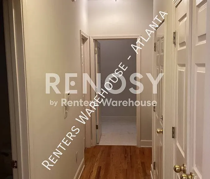 755 Milton Oaks Dr — Photo 18