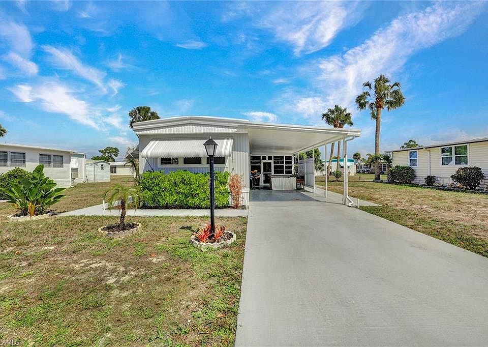 1st image of 27543 Hoenie DR